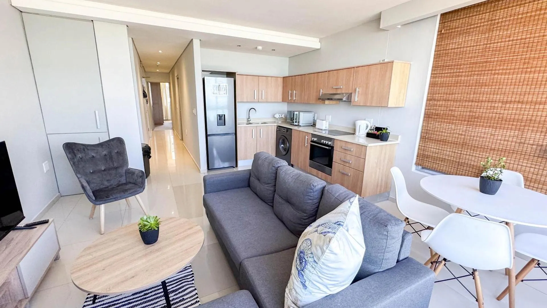 Ilanga Africa Beach Front Apartments Cape Town South Africa